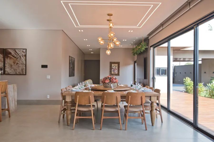 Arquitetura de interiores em Maracaju MS: sala de estar projetada por Juliana Saraiva